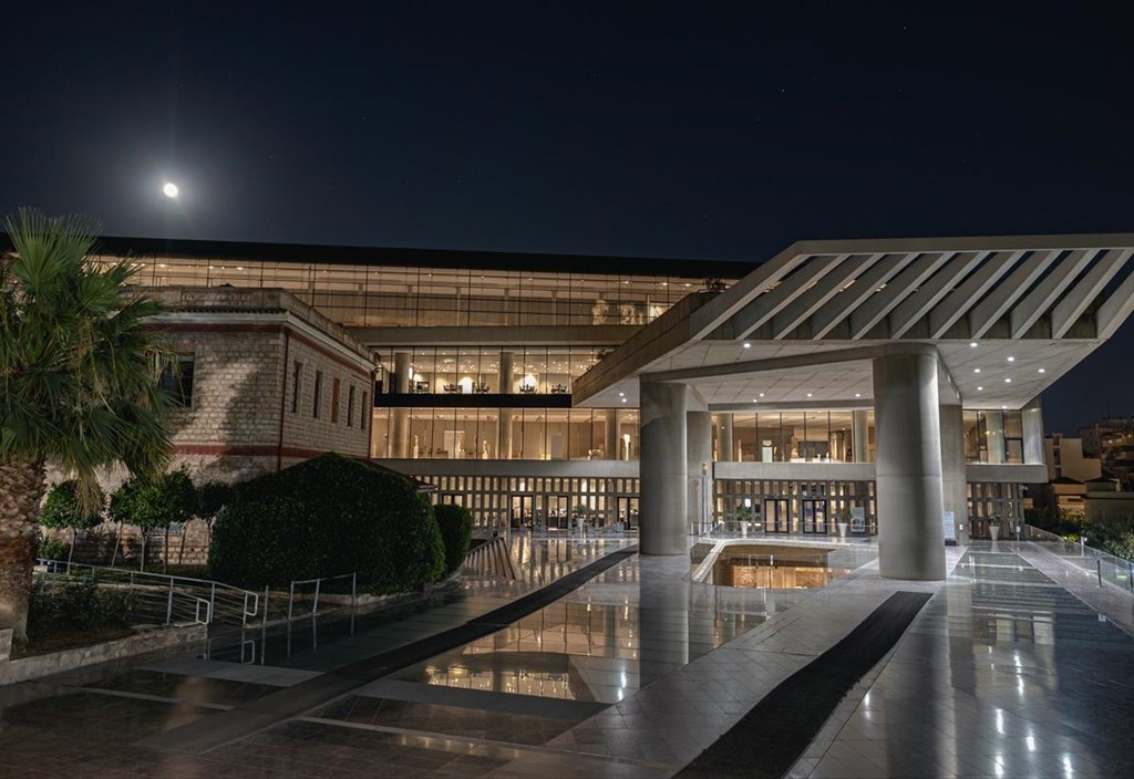 eisodos-mouseiou-akropolis-selinofos-nuxterinou-attikou-ouranoufotografia