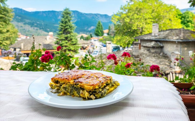 giati-i-ipeiros-fimizetai-gia-tis-pites-tis-i-istoria-piso-apo-mia-megali-gastronomiki-paradosi-ipeiros-fimizetai-gia-tis-pites-tis-i-istoria-piso-apo-mia-megali-gastronomiki-paradosi