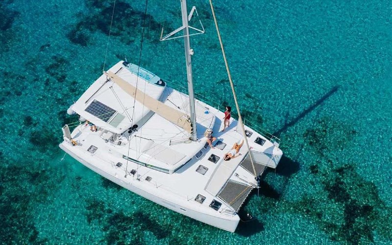 sailing-adventures-5-ores-stin-athinaiki-ribiera-gia-ligo-kalokairi-akomi-ores-stin-athinaiki-ribiera-gia-ligo-kalokairi-akomi