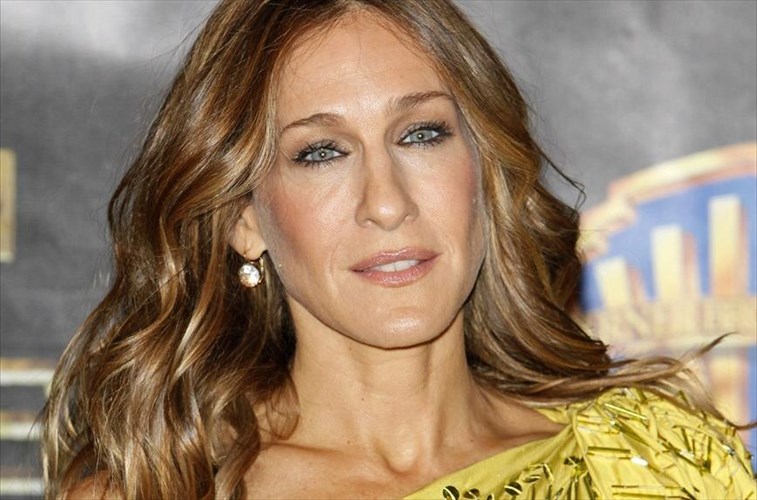 sara-tzesika-parker-sxediazei-tin-triti-tainia-tou-sex-and-the-city