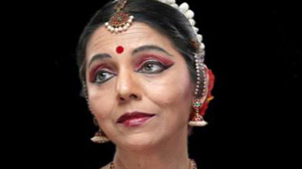 xoros-me-ethnik-aroma-apo-india