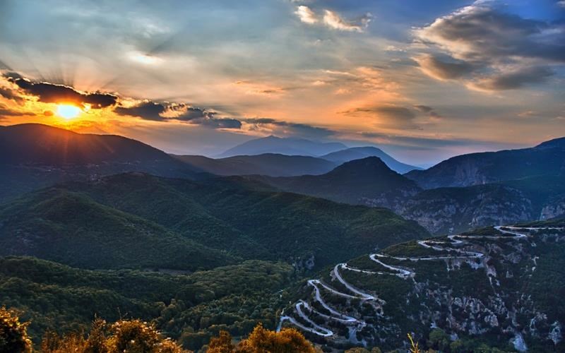 zagoroxoria-secret-tips-gia-pezoporia