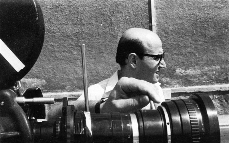 i-nea-genia-gia-ton-thodoro-aggelopoulo-se-afieroma-ekpliksi