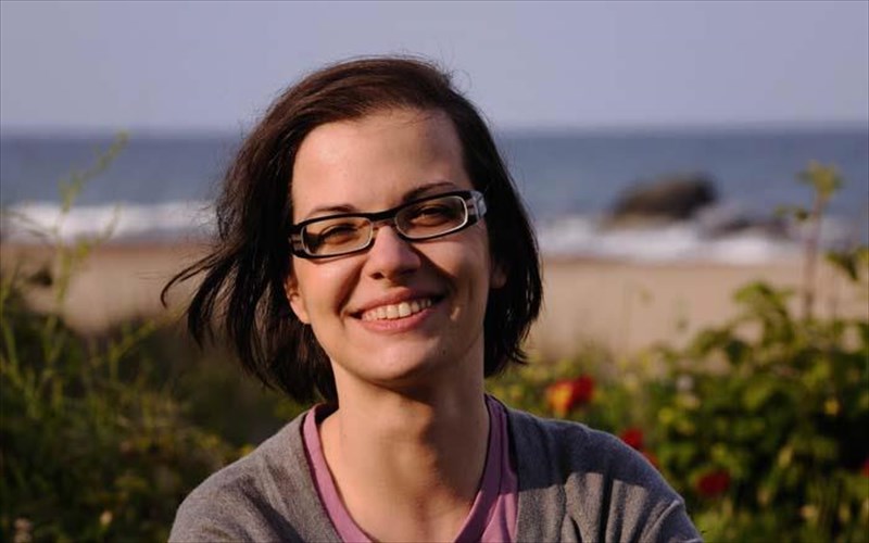 nansu-spetsioti-pente-mikrou-mikous-tainies-tis-sunantoun-to-koino