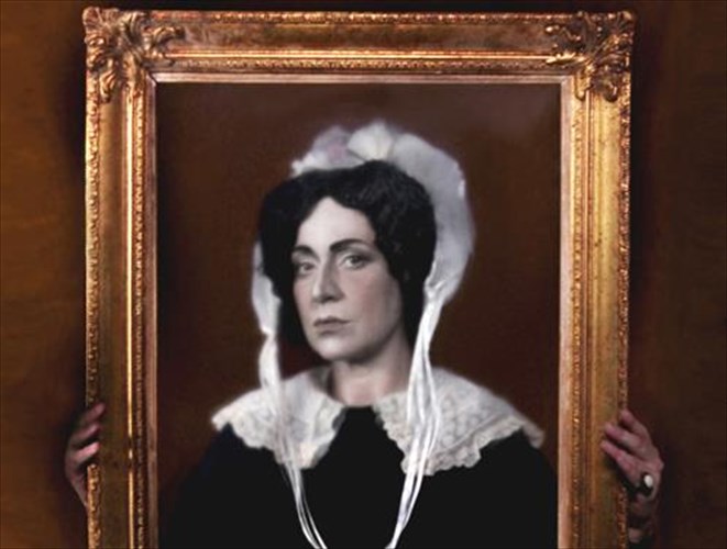 oi-faneromenes-sto-theatro-texnis