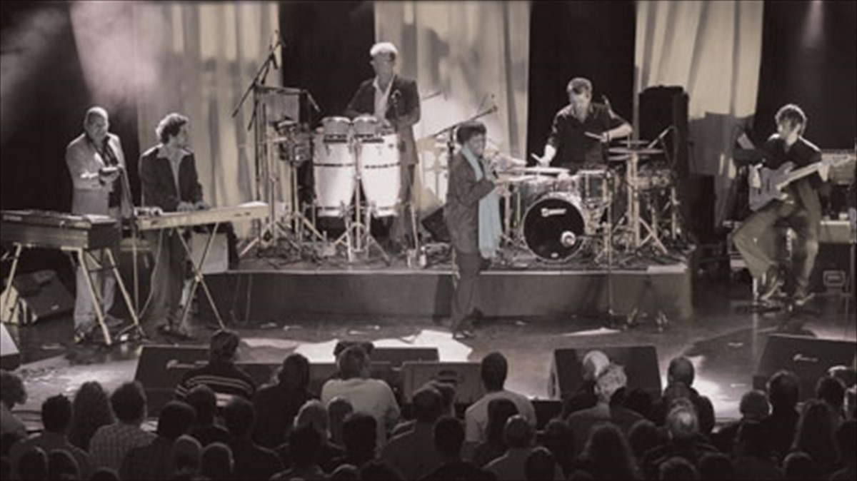 oi-club-des-belugas-se-athina-kai-thessaloniki