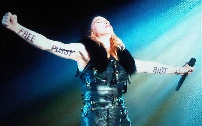 h-madonna-mas-sustinei-tis-pussy-riot