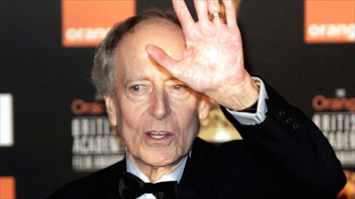 efuge-o-sunthetis-tou-James-bond-sunthetis-tou-James-bond