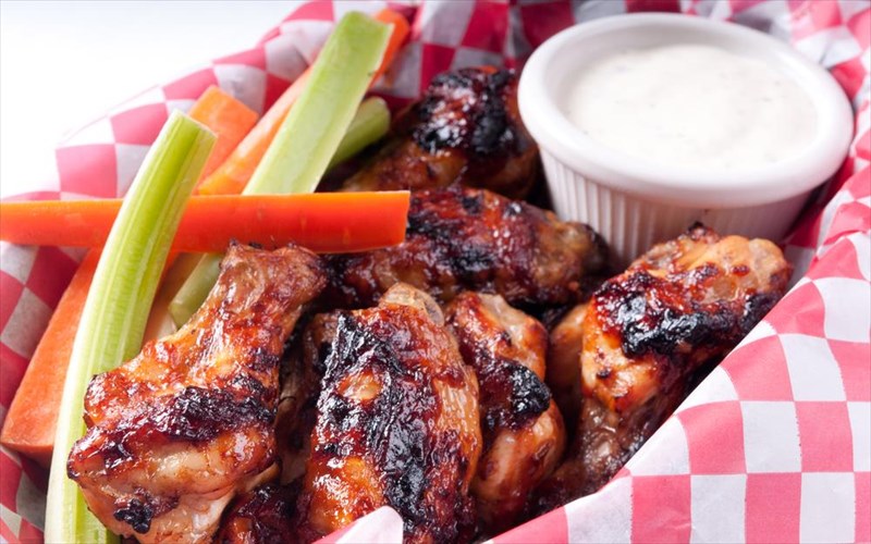 11-diaforetikes-fterouges-kotopoulou-apo-olo-ton-kosmo