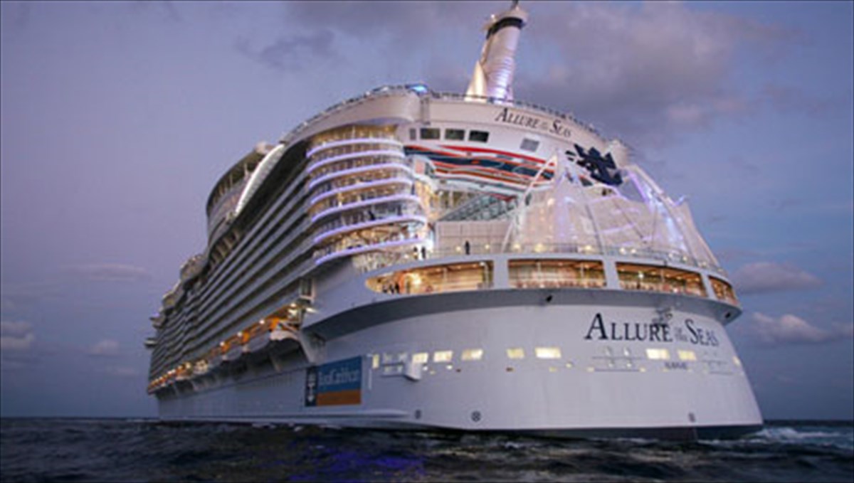 allure-of-the-seas-krouaziera-pera-apo-kathe-fantasia
