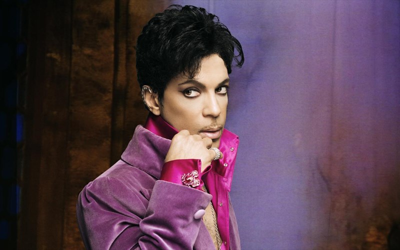 mustikes-emfaniseis-tou-prince-sto-londino