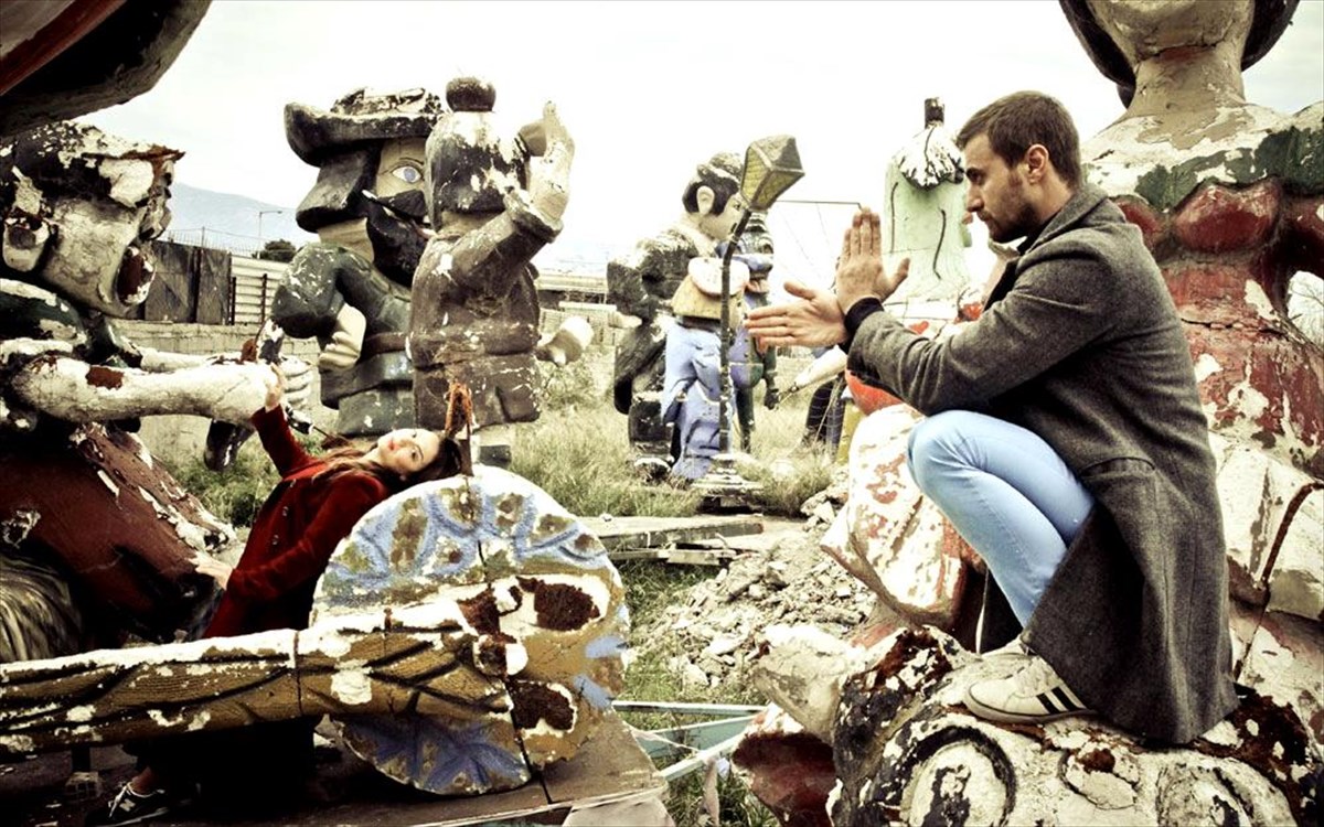 i-kassandra-kai-o-lukos-fotografia-2014-idruma-kakogianni-lukos-fotografia-2014-idruma-kakogianni