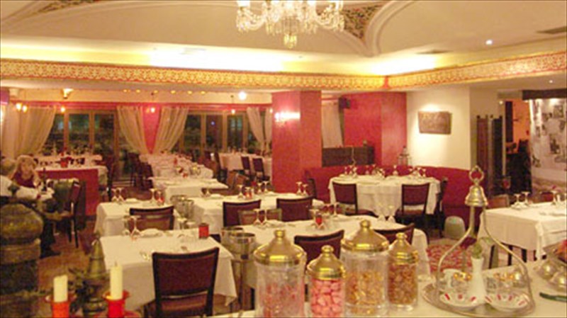 to-pandeli-krisi-den-koita