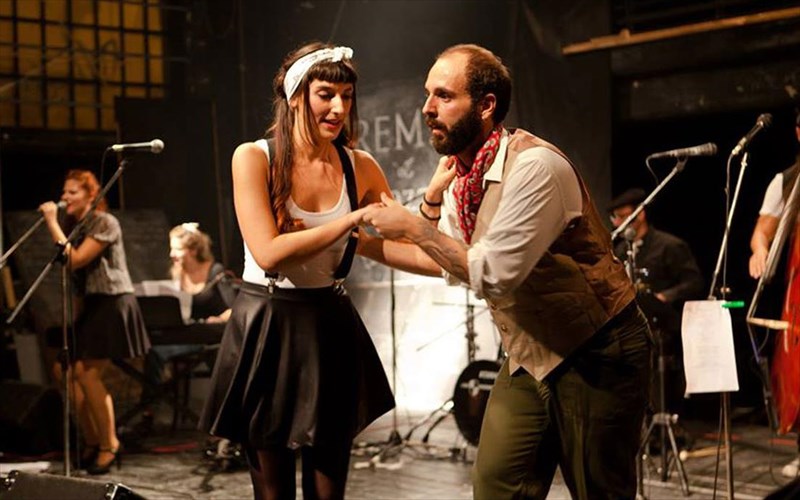 folk-kai-roll-sto-faust-roll-sto-faust