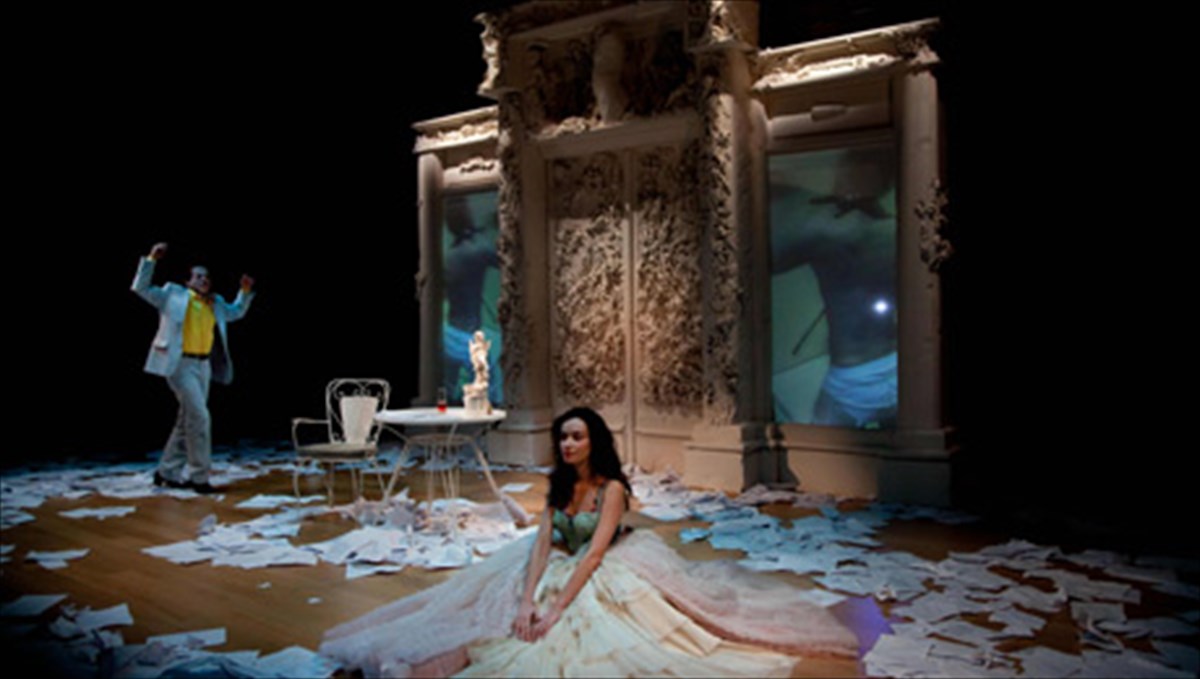 kritiki-theatrou-ta-pathi-tou-nearou-bertherou