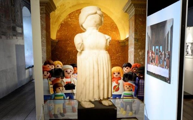 i-afroditi-tis-milou-egine-playmobil