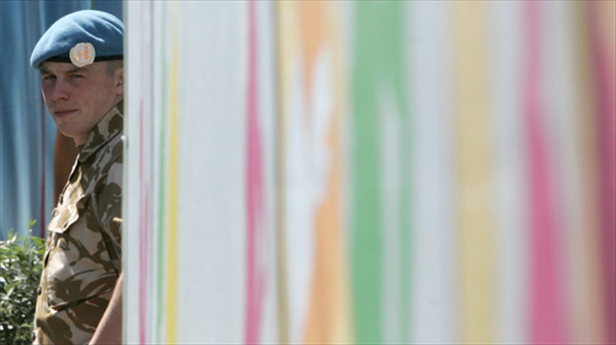 i-diairemeni-kupros-taksideuei-sti-bienni