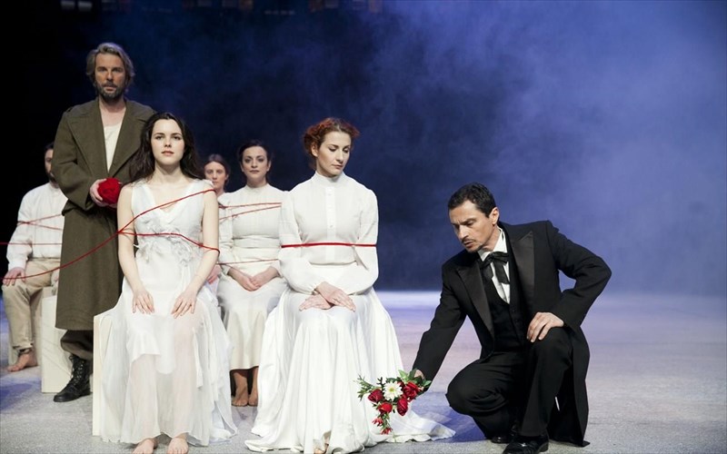 i-mikri-mas-poli-gia-proti-fora-apo-to-kratiko-theatro-boreiou-ellados