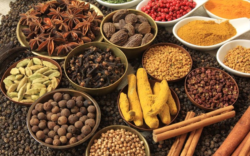 murodies-apo-kanela-kai-mpaxari-sto-buzantino-tou-hilton