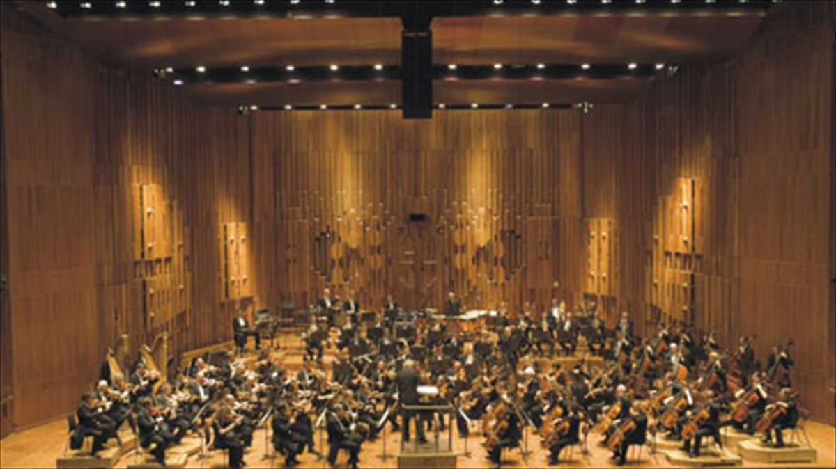 londreziki-sunantisi-korufis-sto-megaro-mousikis-athinon