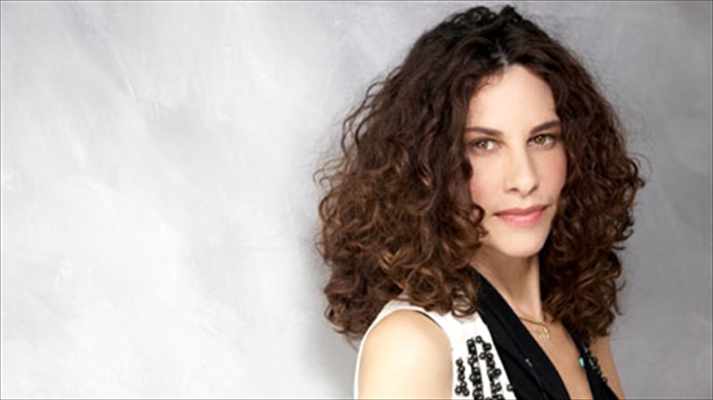 eleutheria-arbanitaki-einai-mia-periodos-allagon-kai-prepei-na-eimaste-se-epifulaki