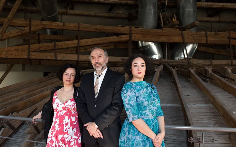 o-papabasileiou-epistrefei-ston-gkolntoni