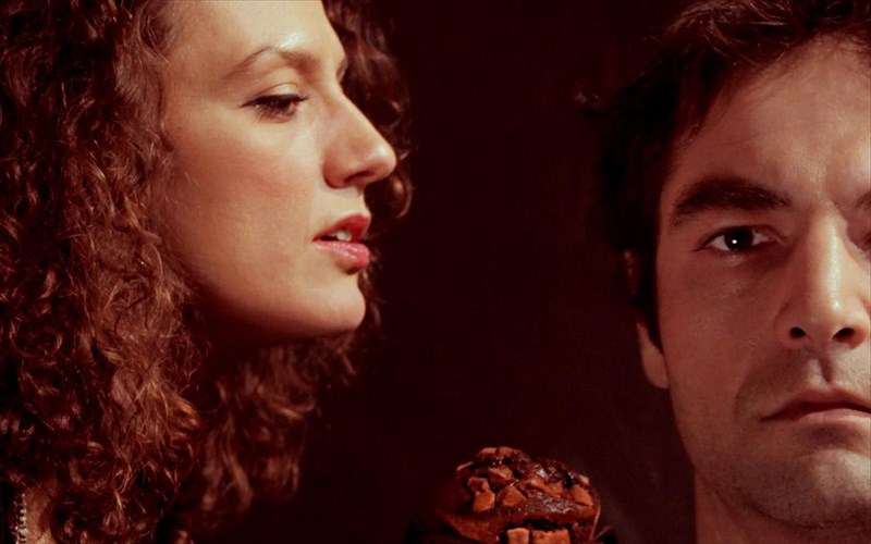 h-marianna-kalmpari-se-peiramatiko-oistro