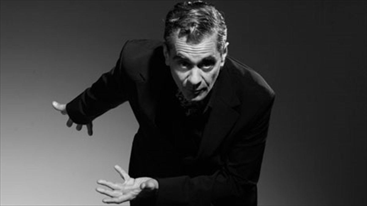 enas-mpoem-kallitexnis-tou-tango-sto-half-note