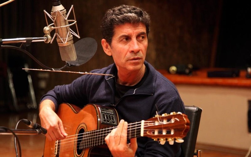 entexna-rok-jazz-kai-laika-simera-akoume-ellinika