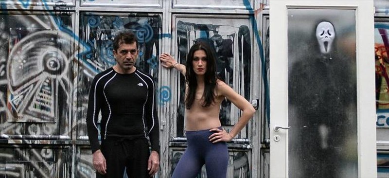 ntilingk-sto-bursodepseio-gia-liges-parastaseis