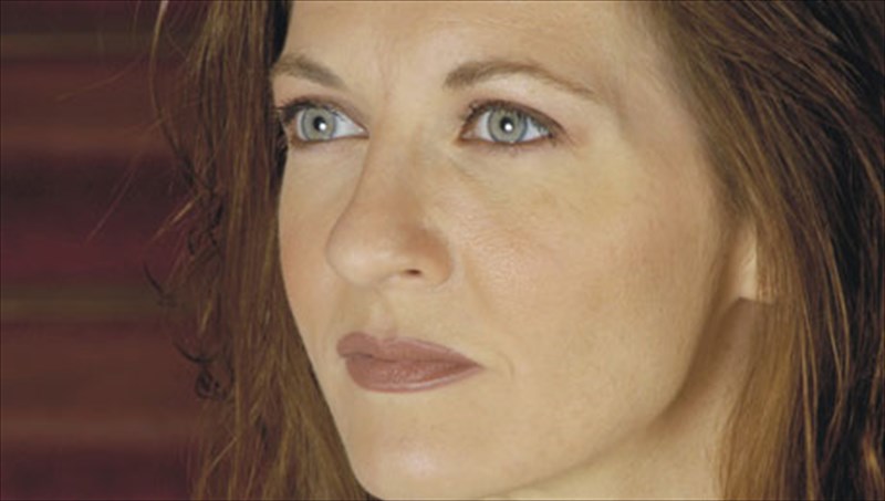 maria-stouarnta-me-ti-sfragida-tis-skalas-tou-milanou