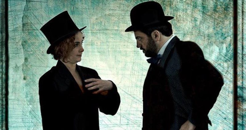 psuxologia-surianou-suzugou-se-nea-theatriki-stegi