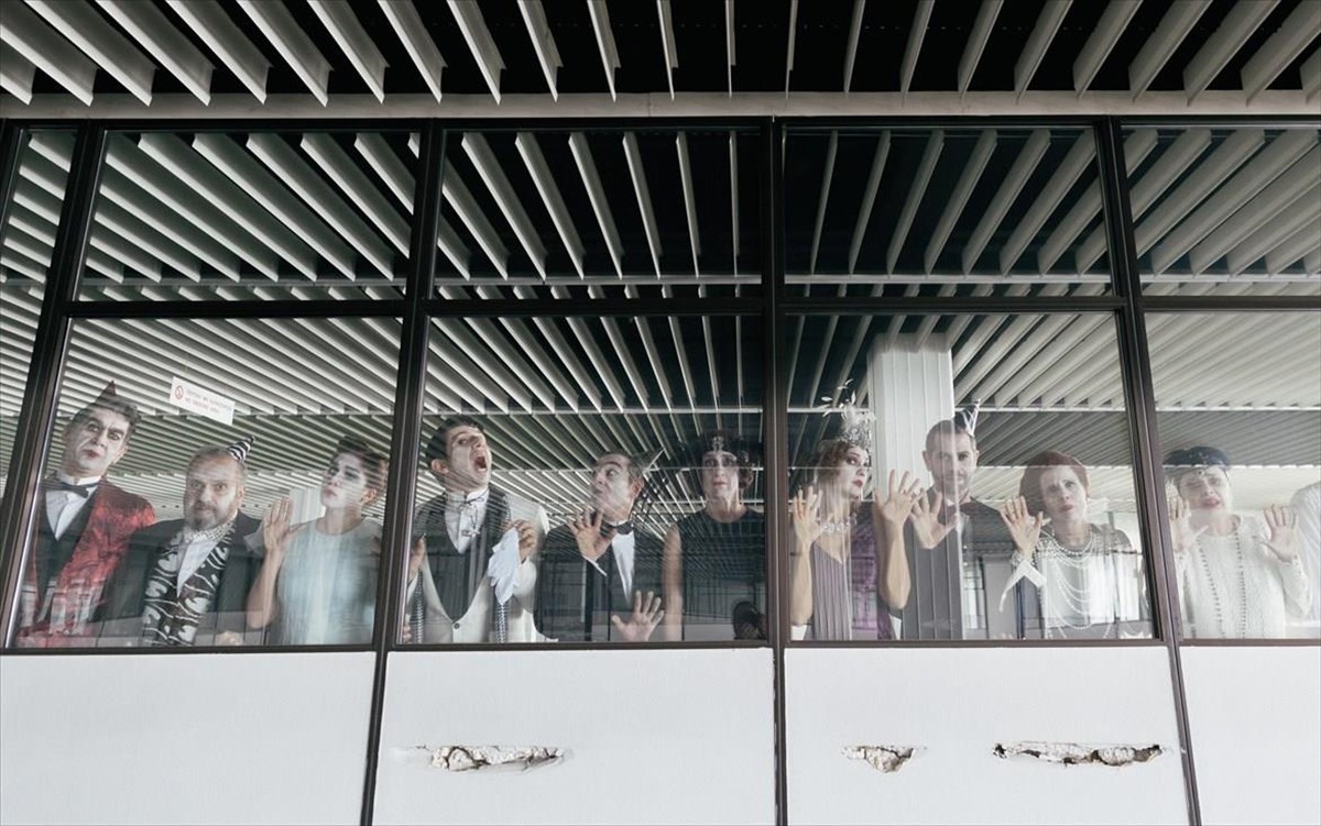 etsi-einai-an-etsi-new-1