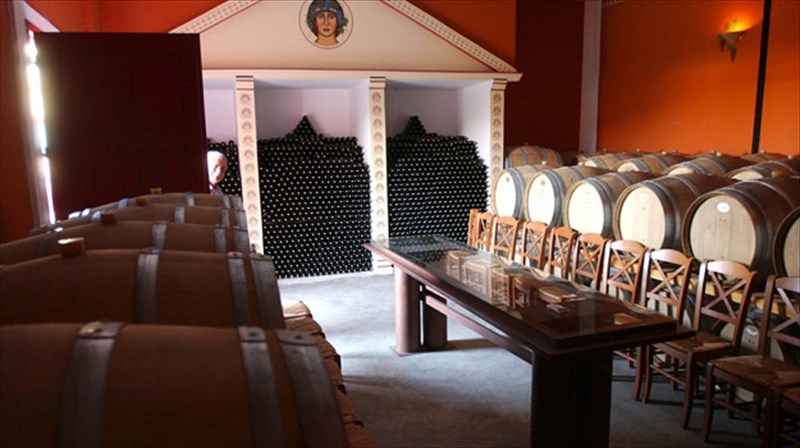 mia-ilektroniki-kaba-enos-etous