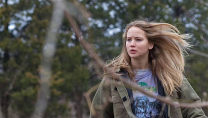 i-polla-uposxomeni-tzenifer-lorens