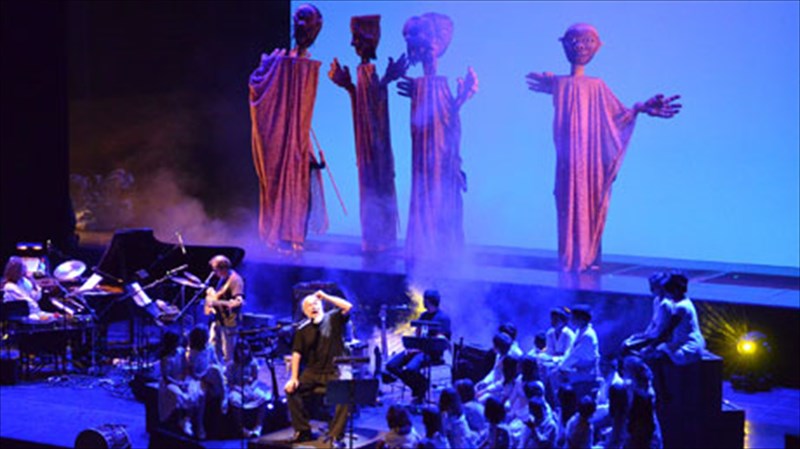 o-nionios-sto-theatro-akropol