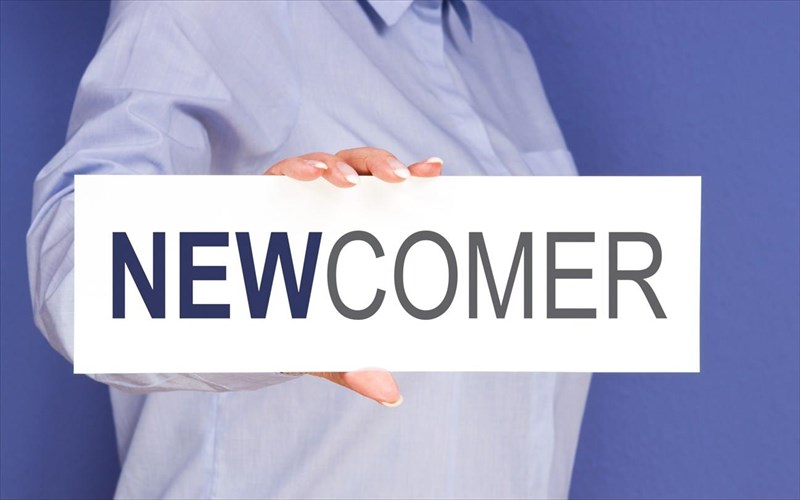 anerxomena-talenta-sti-skinothesia