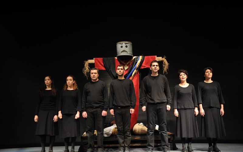 asma-gia-to-skiaxtro-tis-lousitanias-sto-theatro-stoa-anabiosi-mias-istorikis-parastasis