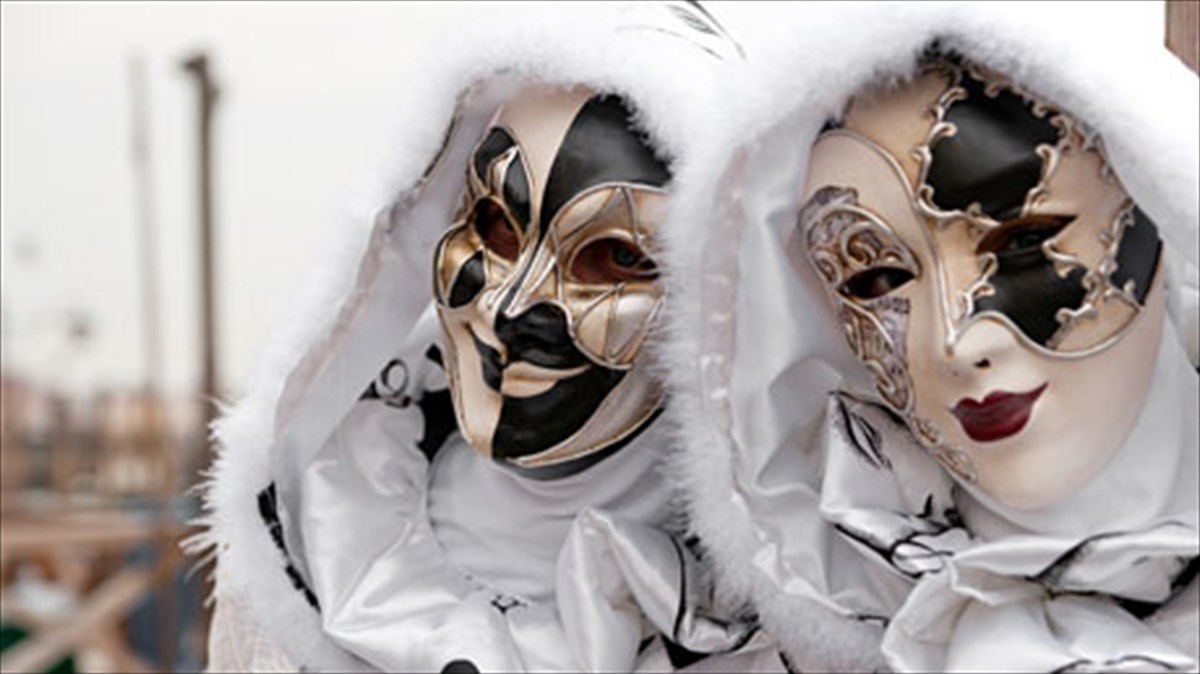 apokries-sto-kentro-tis-athinas