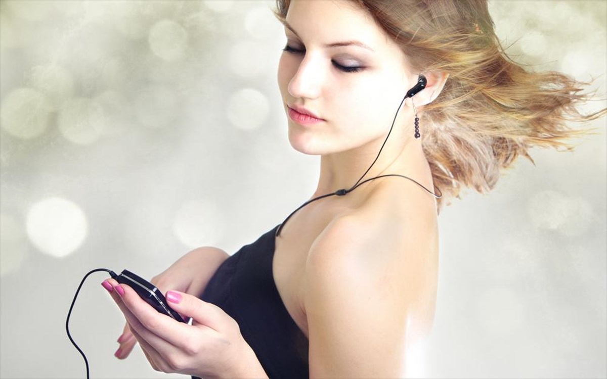 music-listen-to-music