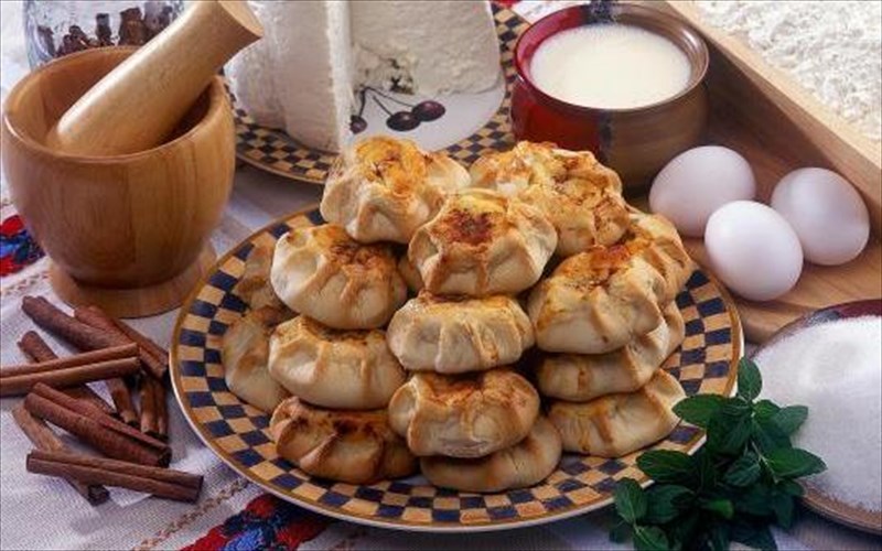 ta-10-pio-xaraktiristika-piata-tis-kritikis-kouzinas