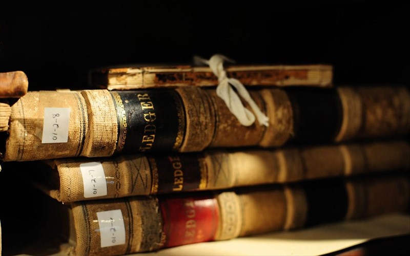 kai-oi-germanoi-kata-tis-katargisis-tis-eniaias-timis-bibliou-stin-ellada