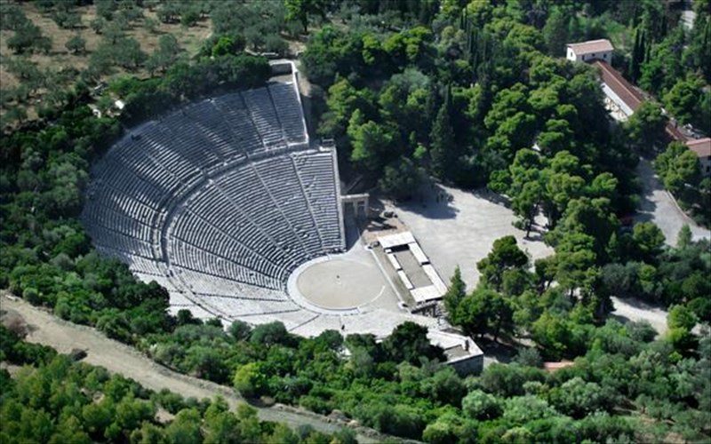 epidauros-rantebou-me-tous-arxaious-theous