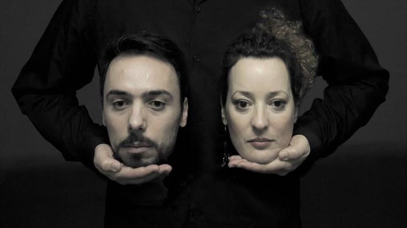 kritiki-theatrou-oi-daneistes