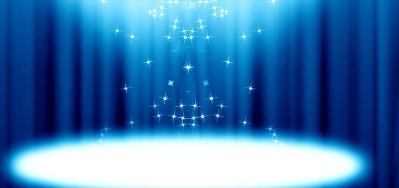 asteria-tou-xolugount-ston-kosmo-tou-theatrou