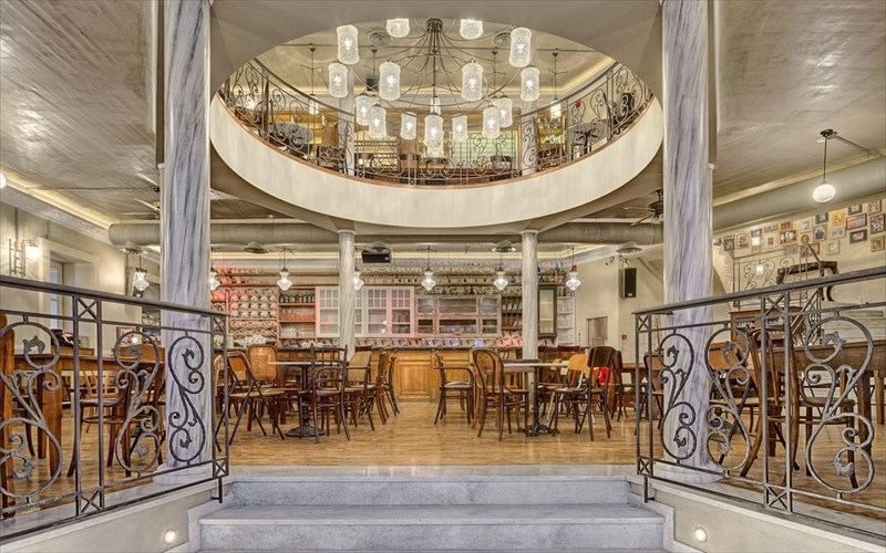 duo-diamantia-tou-peiraia-sunergazontai