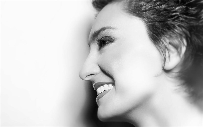 3-live-me-aroma-elliniko-simera-live-me-aroma-elliniko-simera