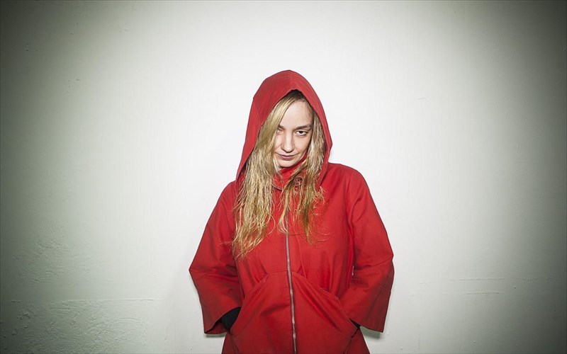 lena-kitsopoulou-i-orgismeni-kokkinoskoufitsa-orgismeni-kokkinoskoufitsa