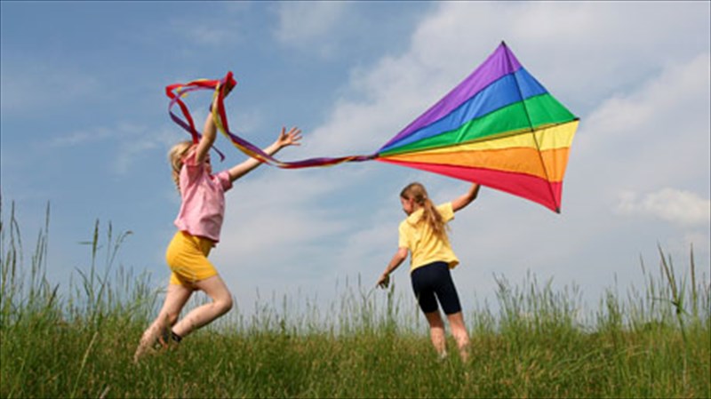 ftiaksto-monos-sou-enas-xartaetos-opos-palia