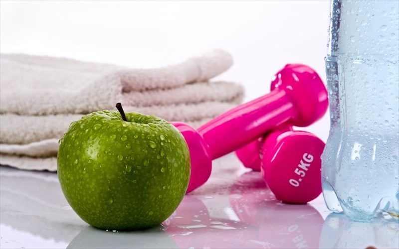 7-logoi-gia-tous-opoious-oi-gunaikes-prepei-na-sikonoun-ki-alla-bari-logoi-gia-tous-opoious-oi-gunaikes-prepei-na-sikonoun-ki-alla-bari